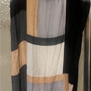 Geometric Patterned Scarf